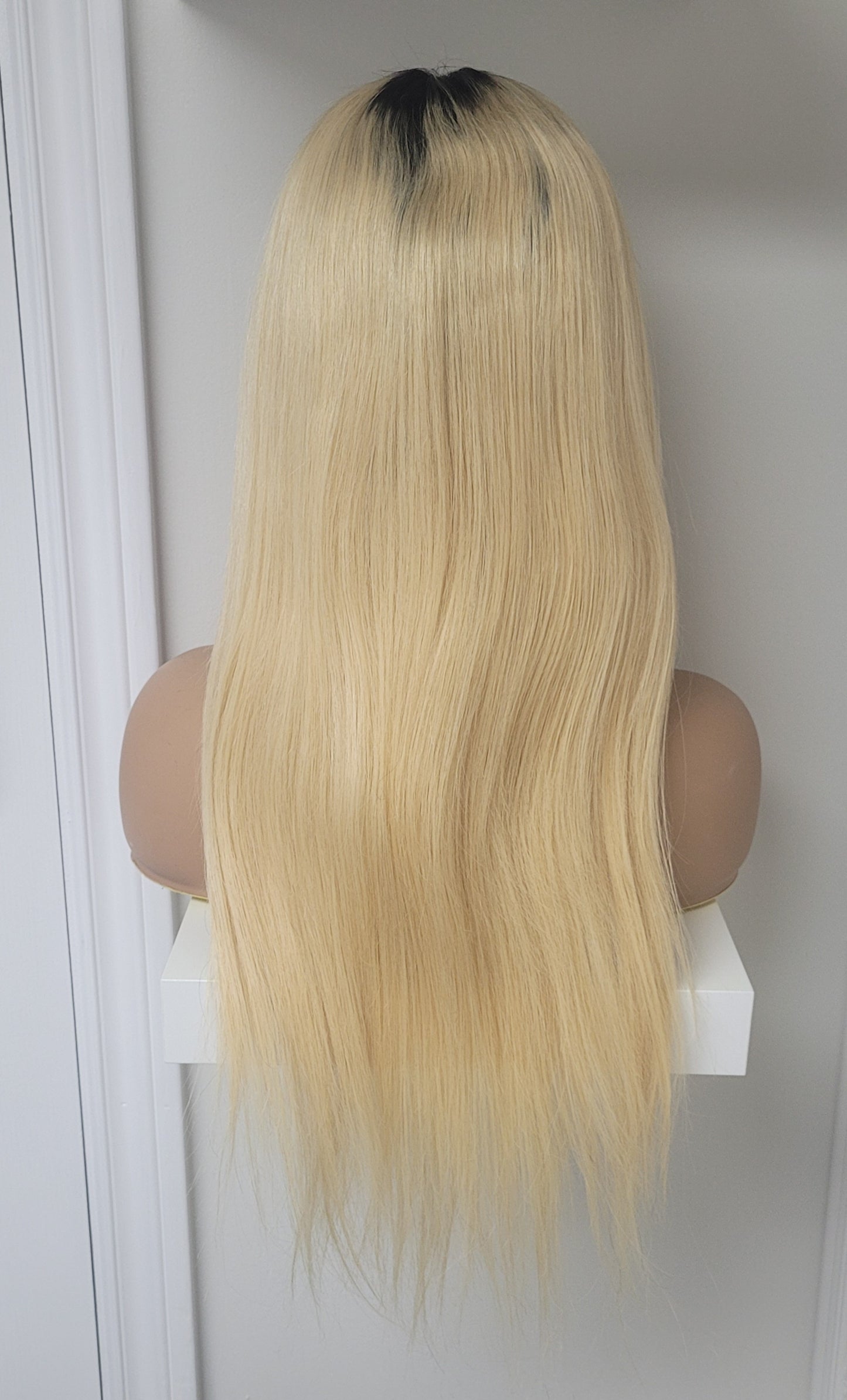Sample Sale 20" Ombre Full Lace Wig