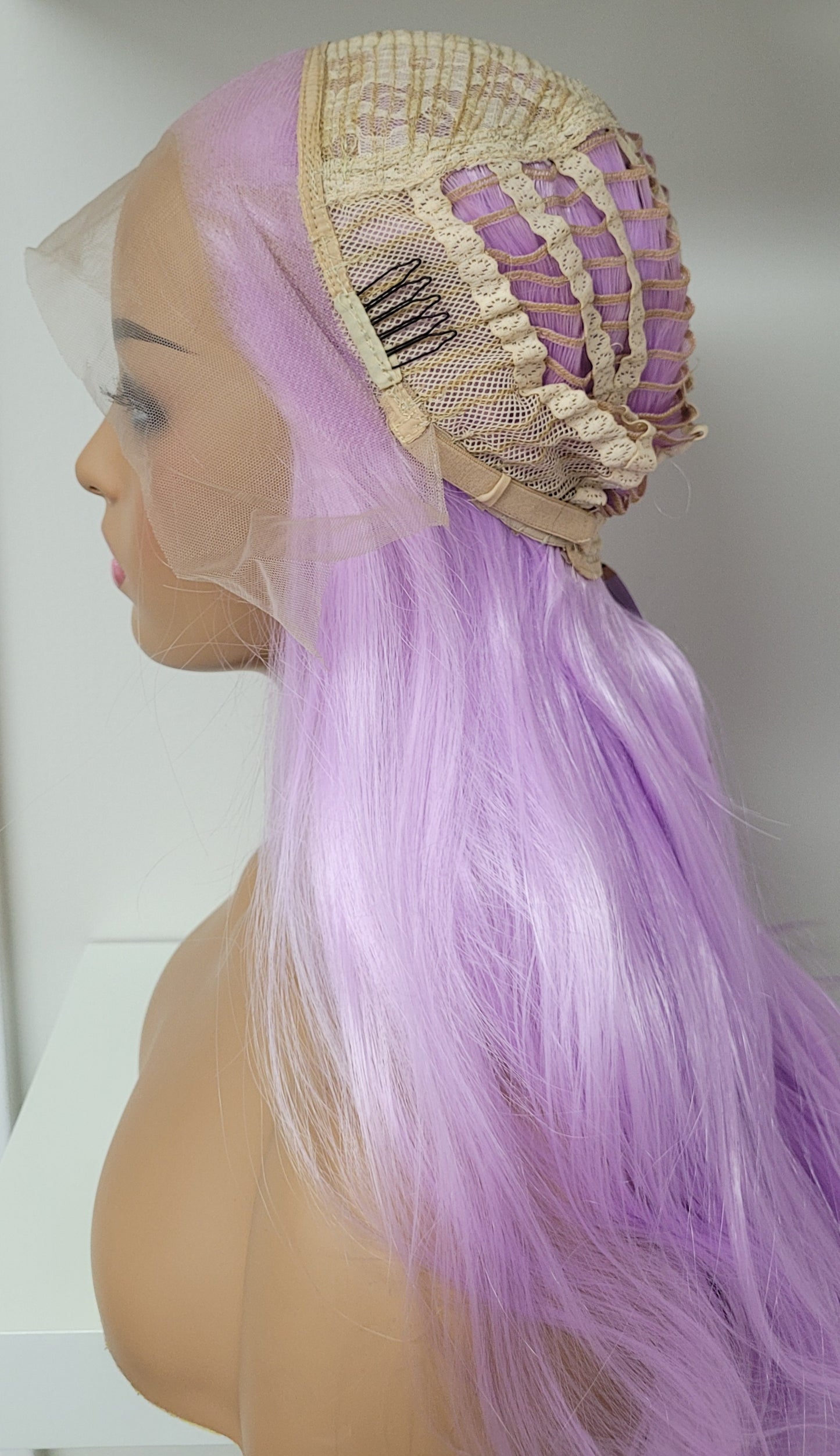 Sample Sale Synthetic Lace Front Wig 22" Straight